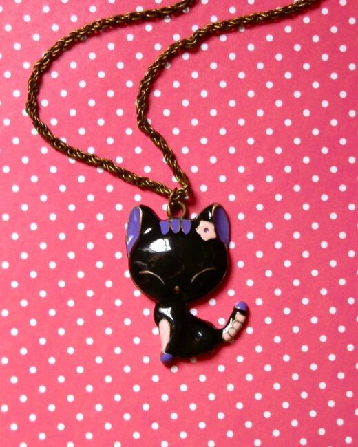 Alternative view of Colar Longo com Pingente de Gatinha